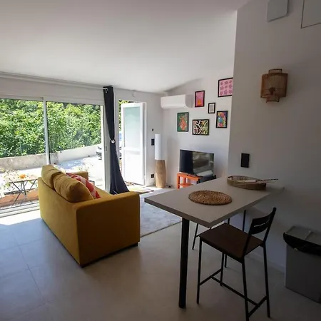 Апартаменты La Bulle, Cocon Douillet Renove *