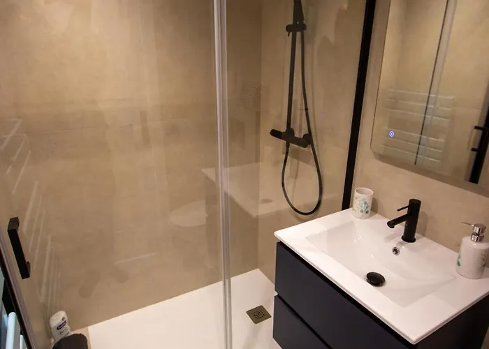 La Bulle, Cocon Douillet Renove * Μεντόν